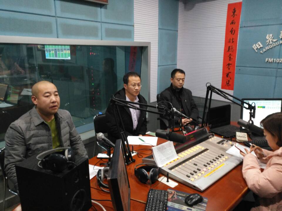 1月28日，參加政風(fēng)行風(fēng)熱線，接受市民咨詢