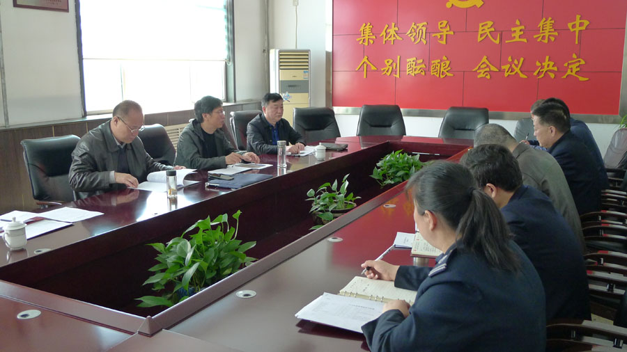 市財(cái)政局黨組成員葉文鑫入企調(diào)研